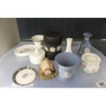 Tray of mixed ceramics including Wedgwood Basalt