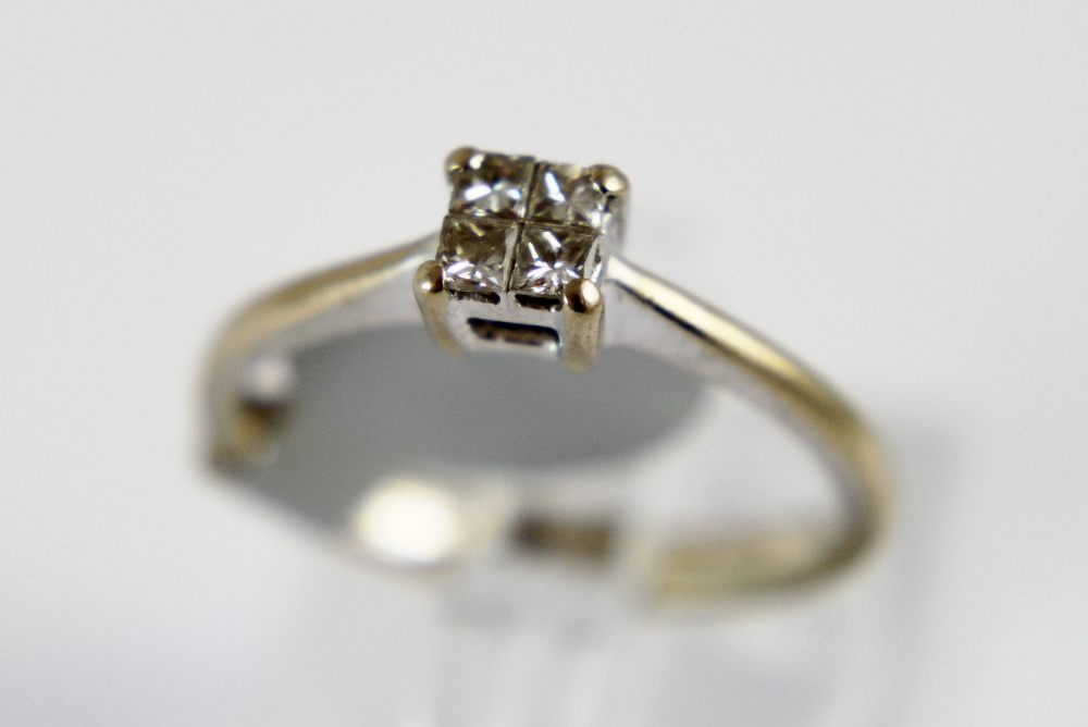 18 ct white gold princess cut diamond ring approx 0.2 ct. 3.