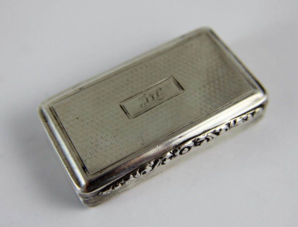 Silver snuff box. Assay Birmingham 1836.