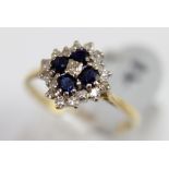 18ct fancy sapphire and diamond cluster ring size M