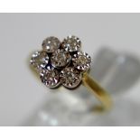 9ct seven stone diamond daisy cluster ring size J