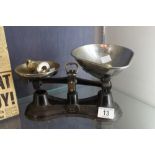 Salter No56 weighing scales with weights