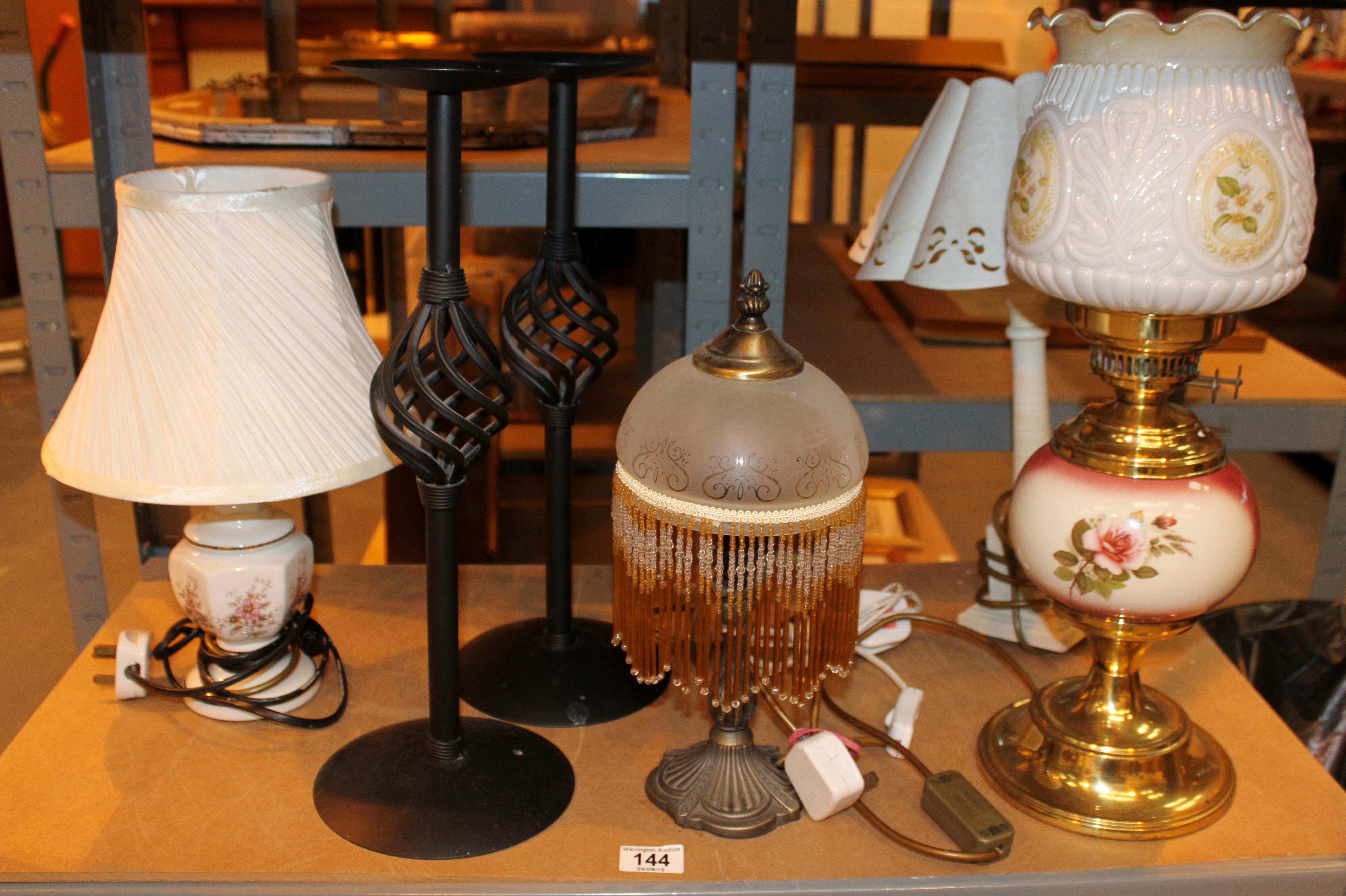 Quantity of table lamps