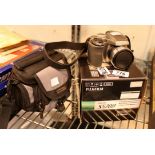 Fuji Finepix S5700 digital camera with case