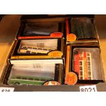 Five EFE OO scale model buses in original boxes