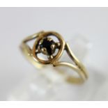 9 ct gold sapphire ring. Size N.