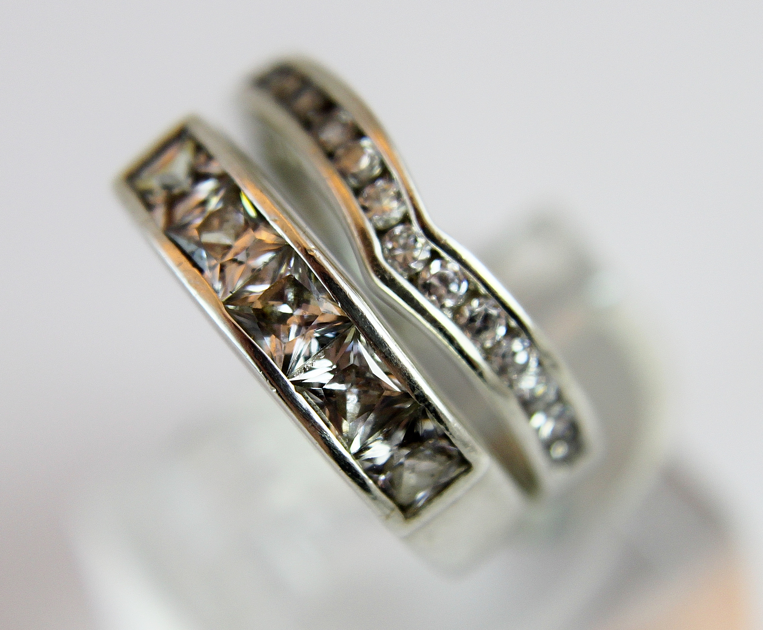 Two sterling silver dress rings,