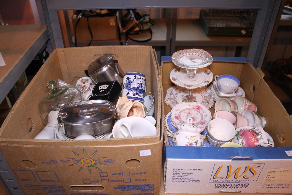 Four boxes of mixed vintage ceramics