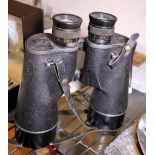 Pair Rel/Canada 1944 binoculars