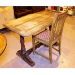 OAK TABLE Oak table & chair