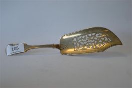 A heavy fiddle pattern fish slice with pierced blade. London 1841. By SH & DC. Approx. 161 grams.