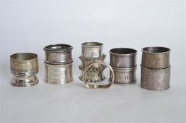 A large quantity of various engine turned and other napkin rings. Approx. 180 grams. Est. £60 - £