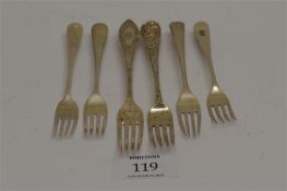 A bundle of six various forks. Various dates and makers. Approx. 146 grams. Est. £30 - £40.