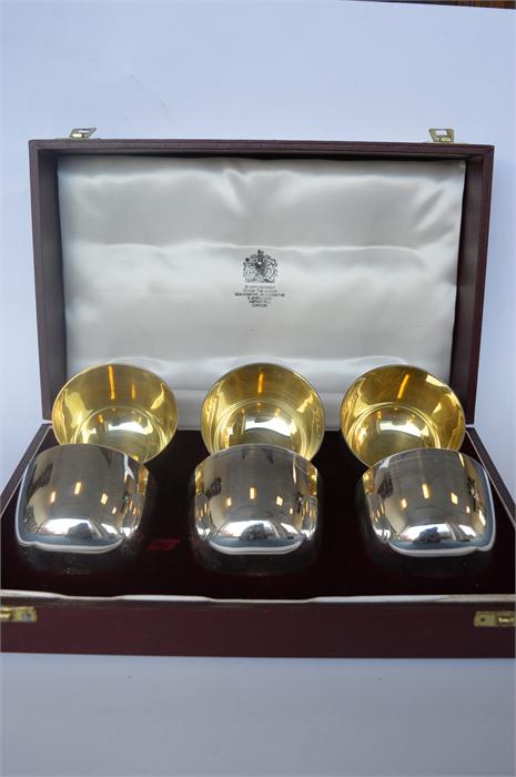 A boxed set of six good quality tumbler cups with gilt interior in fitted Asprey's box. Est. £