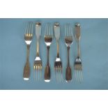 A set of six heavy fiddle pattern dessert forks. Newcastle 1848. By PR. Approx. 260 grams. Est. £