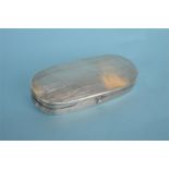 A good quality oval Dutch tobacco pouch with reeded body, hinged top and thumb piece. Approx. 310