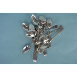 A bag containing various OE and other teaspoons. Various dates and makers. Approx. 250 grams.