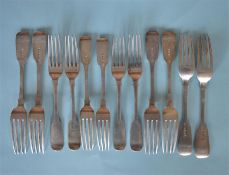 A heavy set of six plus six fiddle pattern forks. London 1924. By H&H. Approx. 850 grams. Est. £