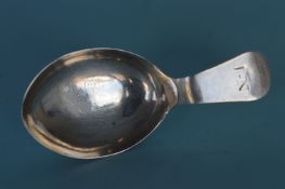 Small antique caddy spoon. Birmingham. 1802. By Cocks and Betteridge. Est. £70 - £80