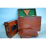 A good mahogany cased camera in box. Est. £50 - £6