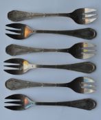 A set of six unusual Continental oyster forks. App