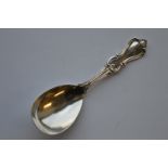 A good quality caddy spoon with textured handle. L