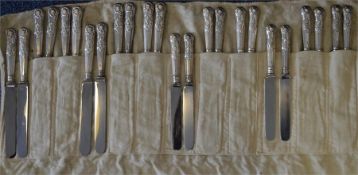 A good set of twelve plus twelve kings' pattern dessert and tables knives. Sheffield. By CB&S.