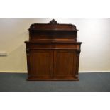 A good rosewood side cabinet with fitted interior
