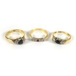 Three 18ct yellow gold dress rings set d