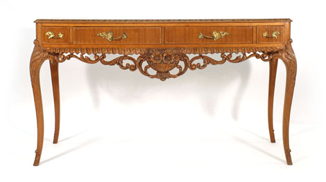 A Louis XV-style walnut dining suite by Epstein comprising a table, l. 160 cm, six matching part - Image 2 of 10