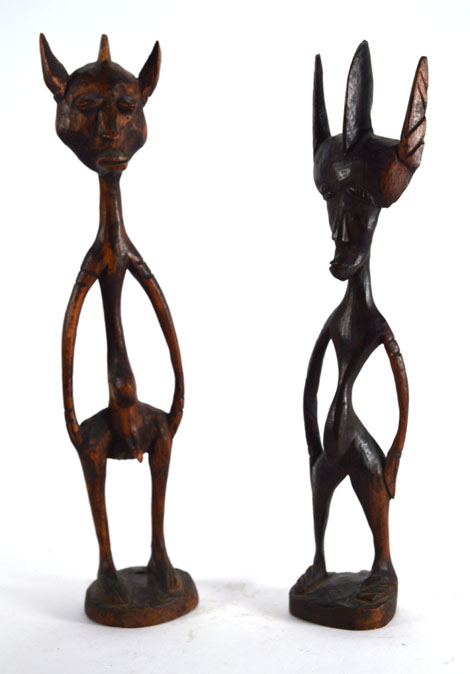 A pair of Malain carved fertility figures, h. 30 cm CONDITION REPORT: Minor wear, no major losses