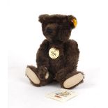 A Steiff collector's bear 'Classic 1920', brown mohair, h. 25 cm