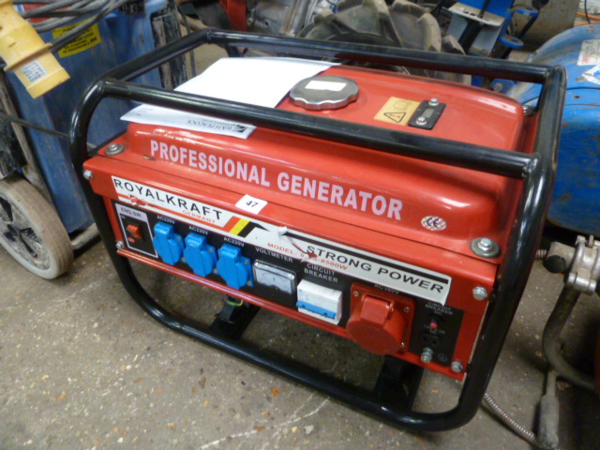 (74)  Professional generator Royal Craft model 8500W