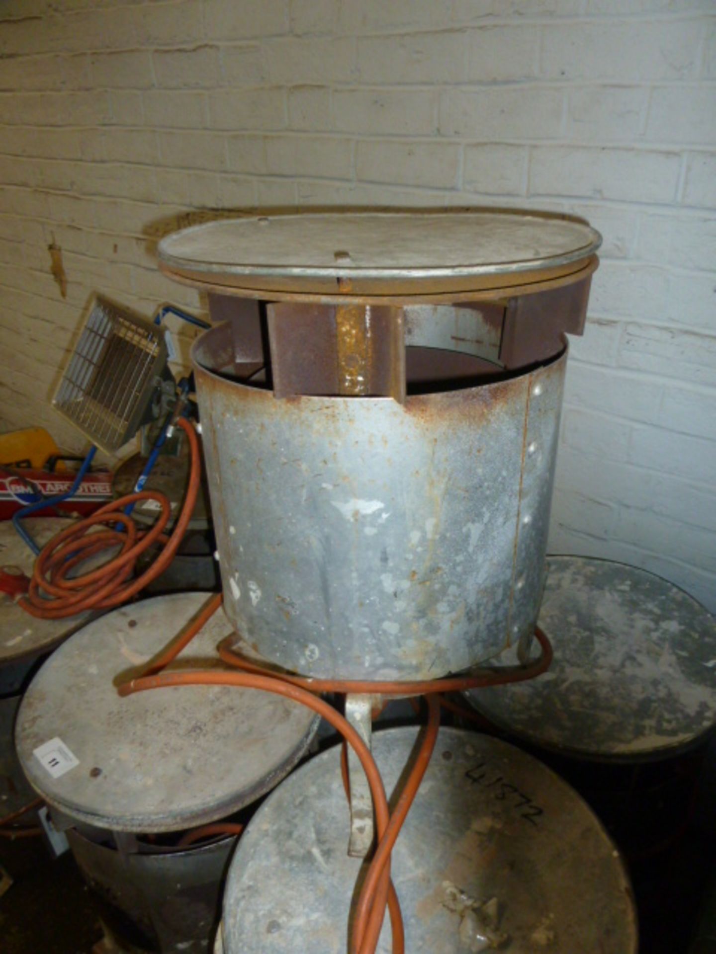 (28662 E) Gas bin style heater
