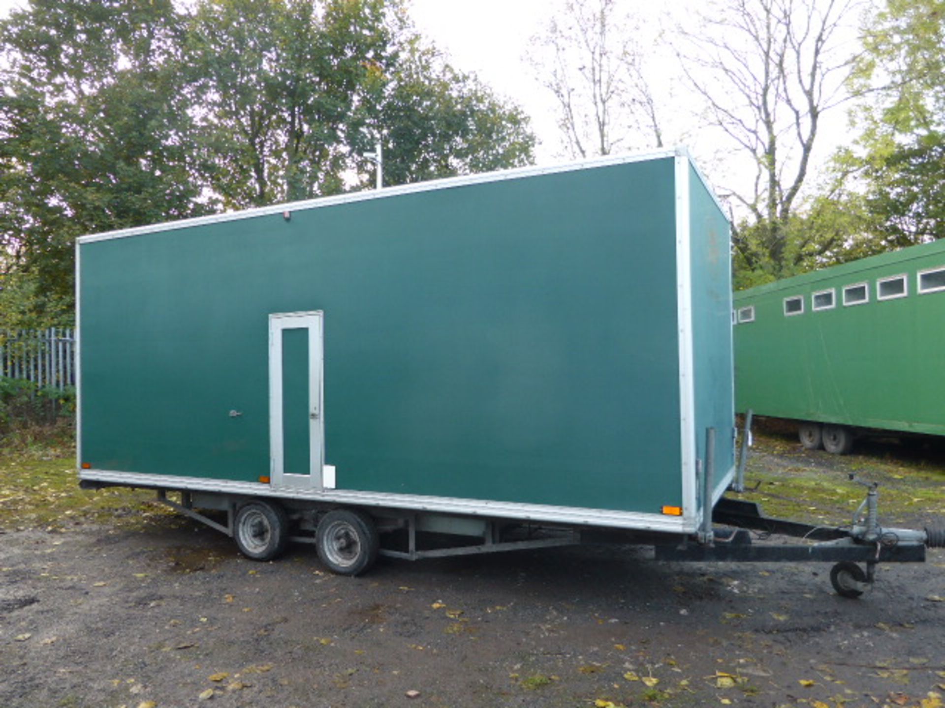 Salesbury luxury 3 + 1 toilet trailer on twin axle metal with recirculation unit by Premier - Image 3 of 14