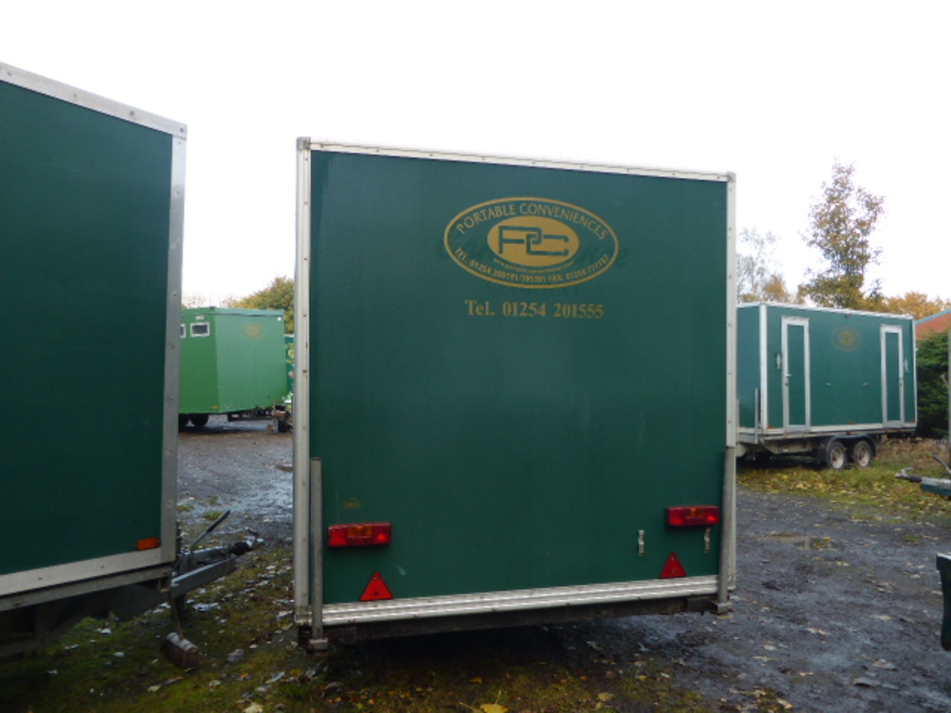 Salesbury luxury 3 + 1 toilet trailer on twin axle metal with recirculation unit by Premier - Image 4 of 14