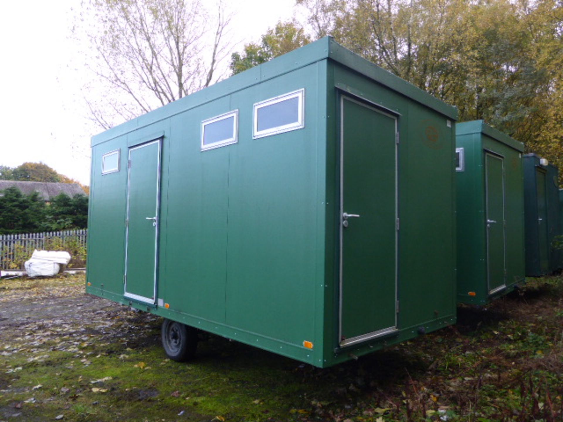 Springfield standard single axle toilet trailer 3 + 1 + urinal toilet trailer with mains connection - Image 5 of 20