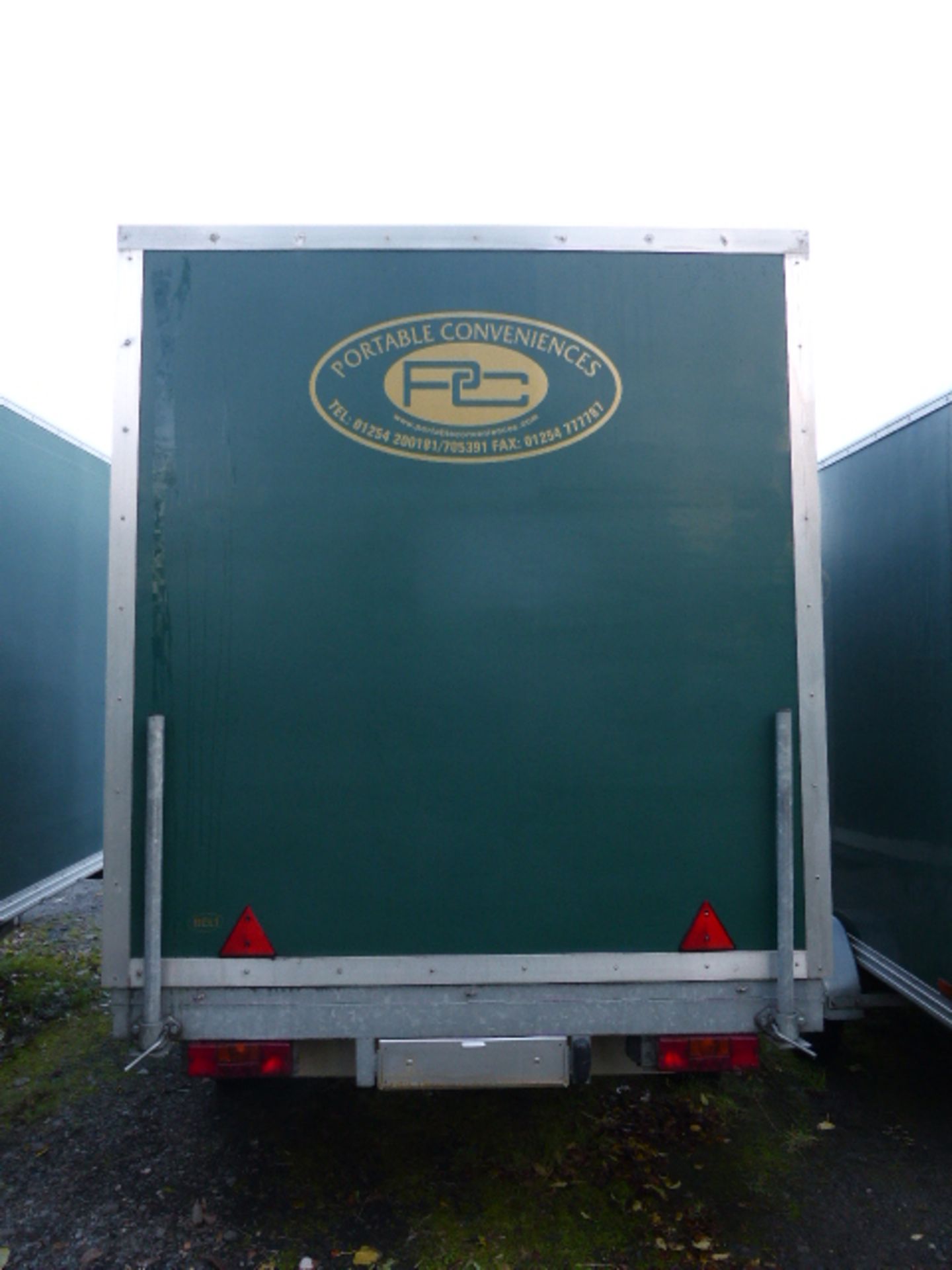 Belmont luxury 1 + 1 toilet trailer on single axle by Premier Mobile (code BEL1) With aluminium - Image 7 of 11