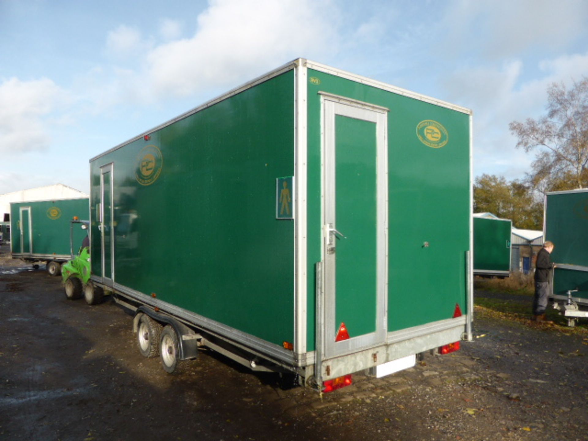 Rivington 4 +2 + urinal luxury toilet trailer with recirculation by Premier Mobile (code RV3) With - Image 5 of 23