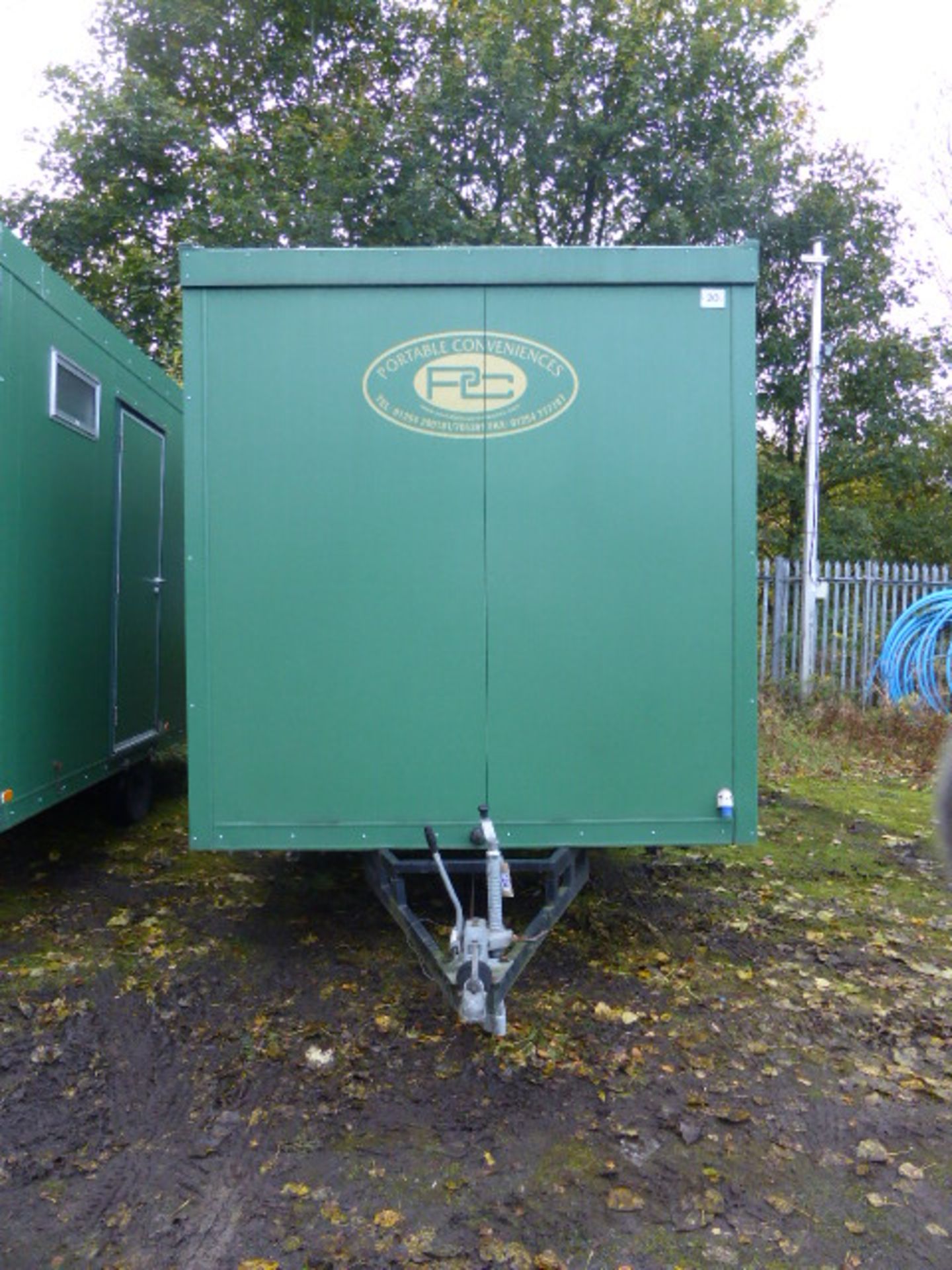 Springfield standard single axle toilet trailer 3 + 1 + urinal toilet trailer with mains connection - Image 3 of 20