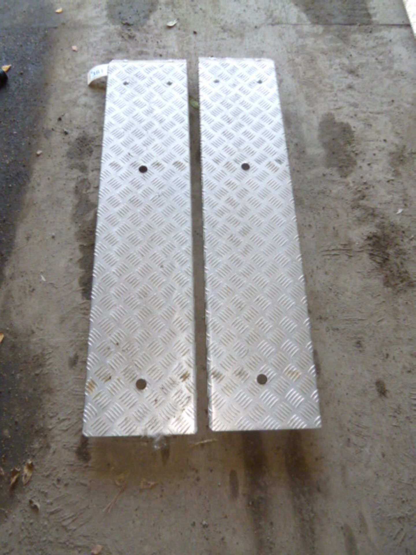 Pair of checker plate aluminium ramps