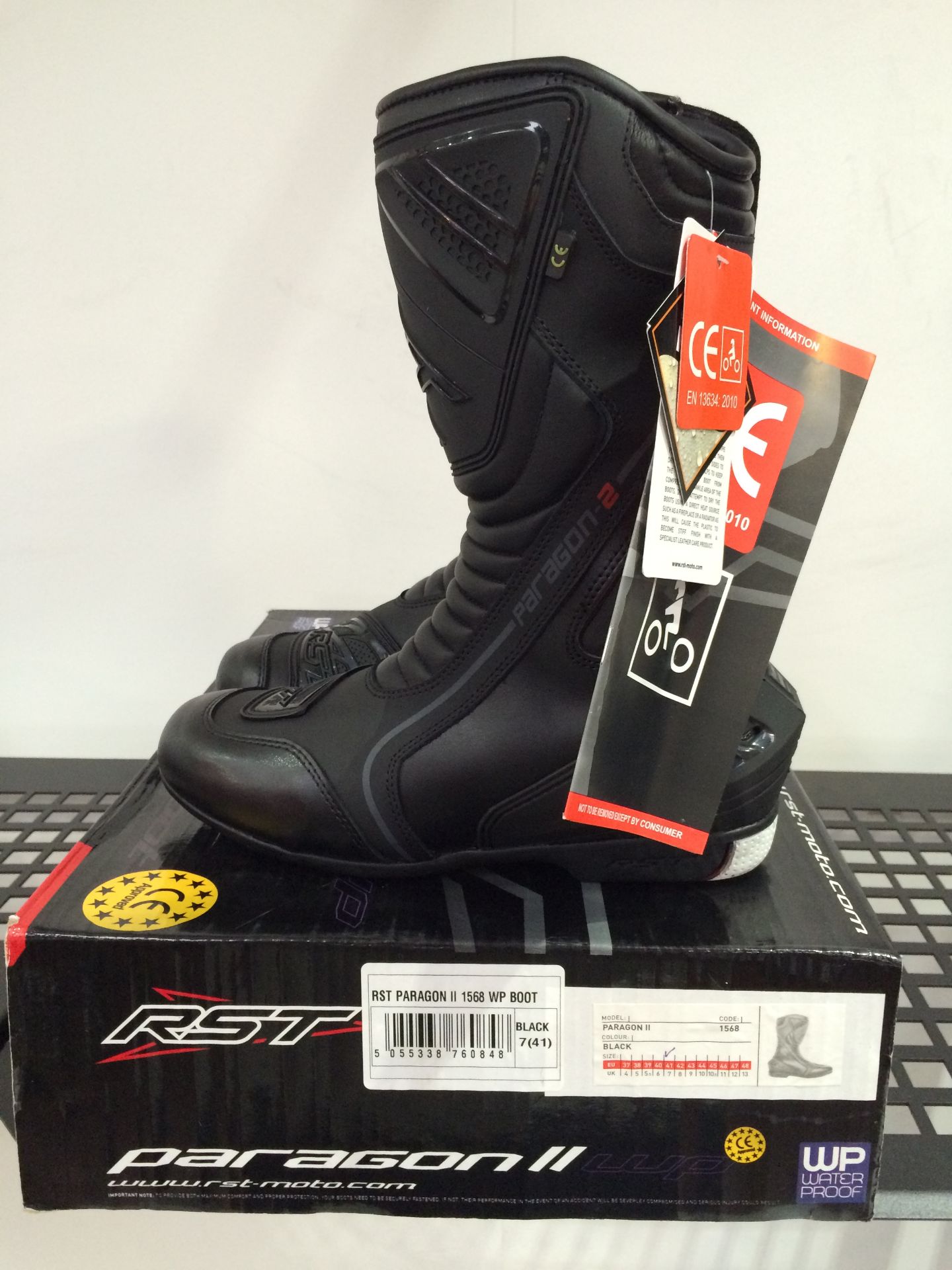 RST Paragon II 1568 Boot. Size UK 7 (41)