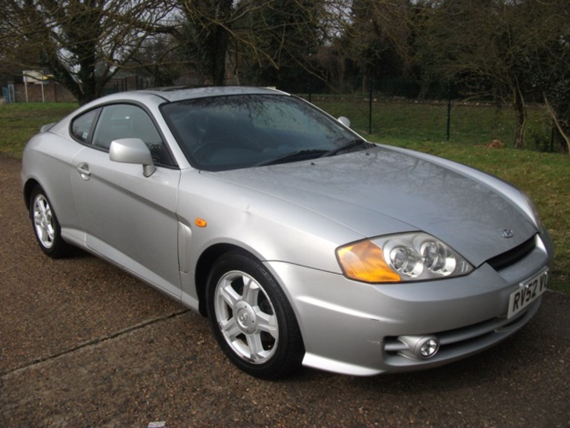 HYUNDAI COUPE SE AUTO 2.0 PETROL - No Reserve - Image 7 of 16