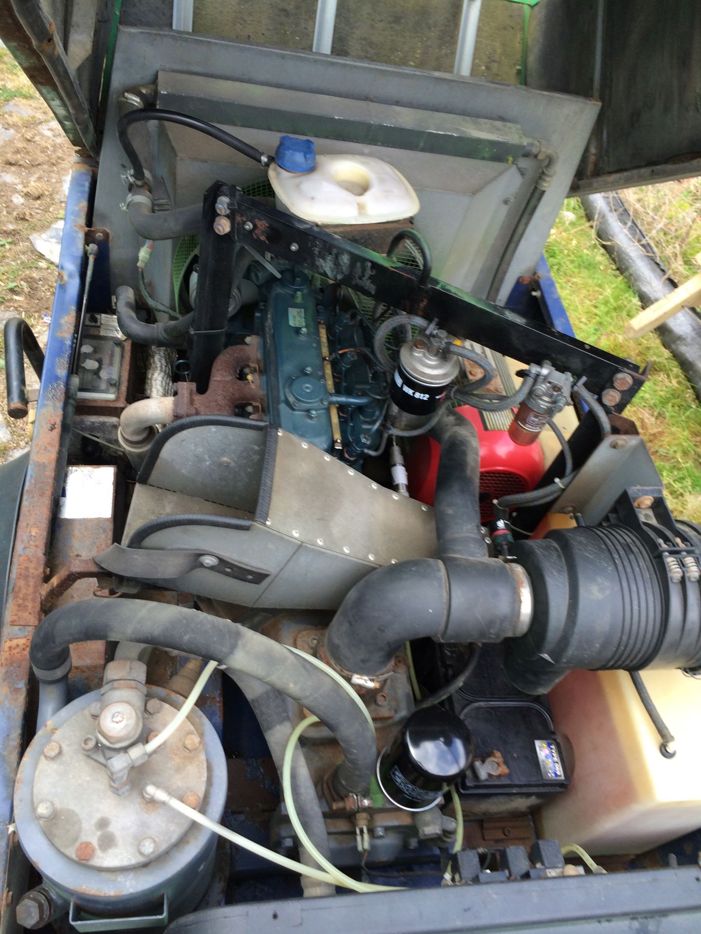 2007 Compair C20GS Towable Air Compressor with 6KVA Generator, Fast Tow. - Image 2 of 9