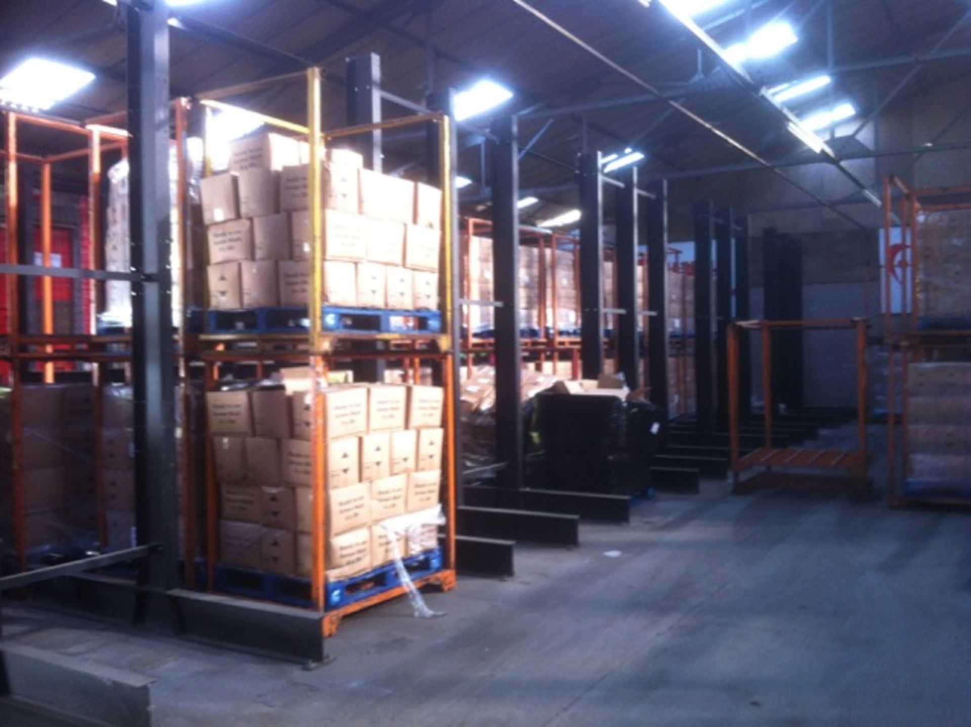 Large Cantilever Pallet Storage / Racking - Image 4 of 5