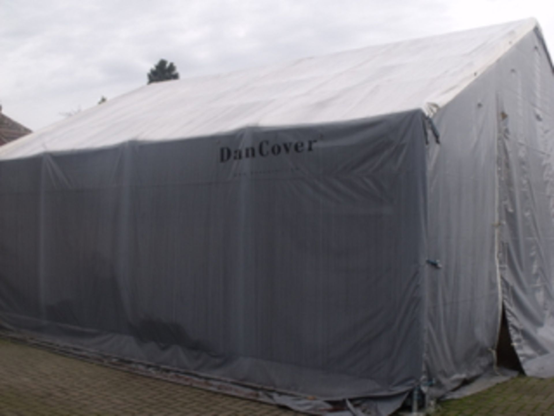 Dancover Professional Storage shelter 7x7x2.5x4.2 m Titanium used but in very good condition - Image 4 of 6