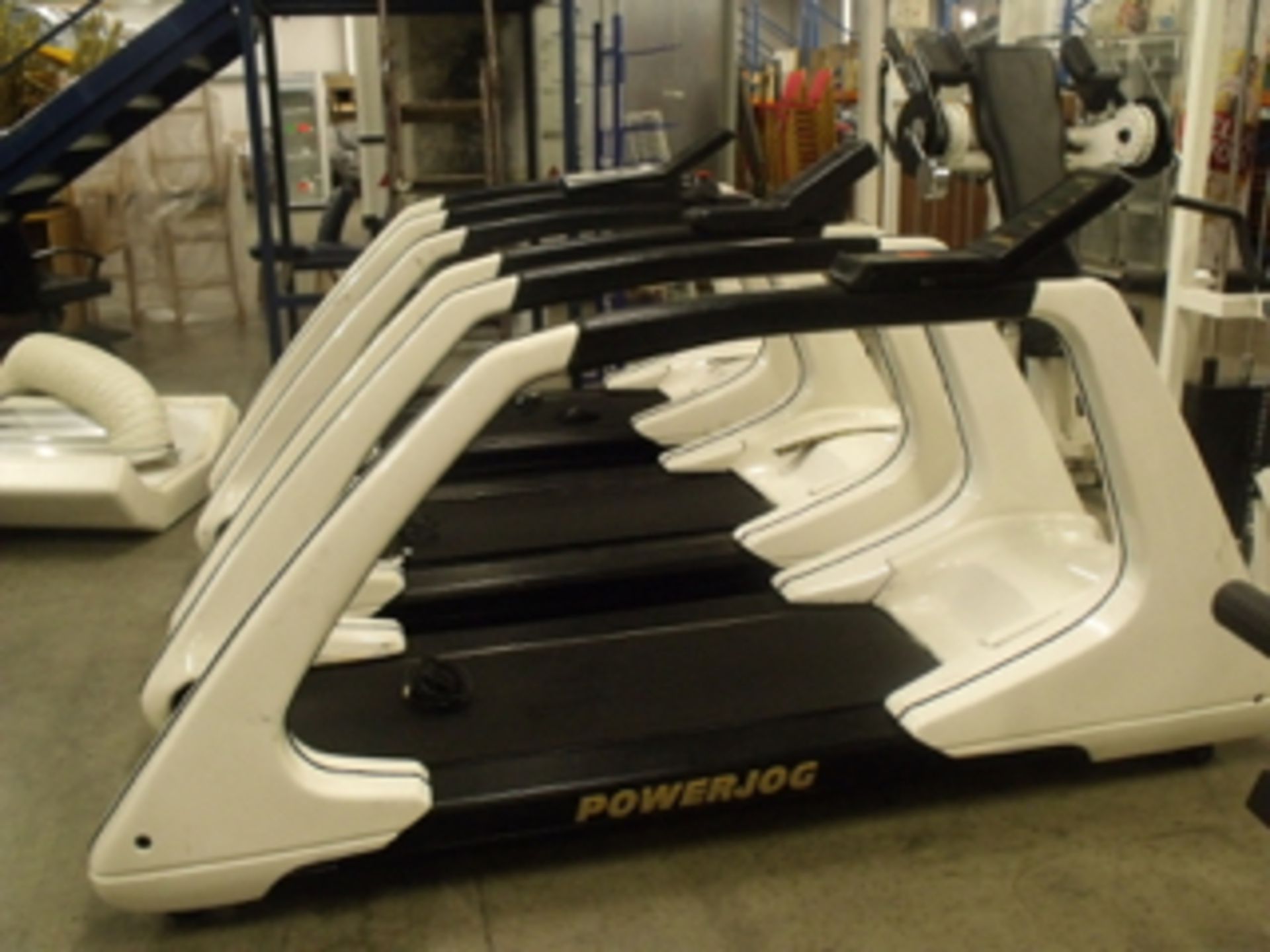 power jog running machine 240v - Image 2 of 3