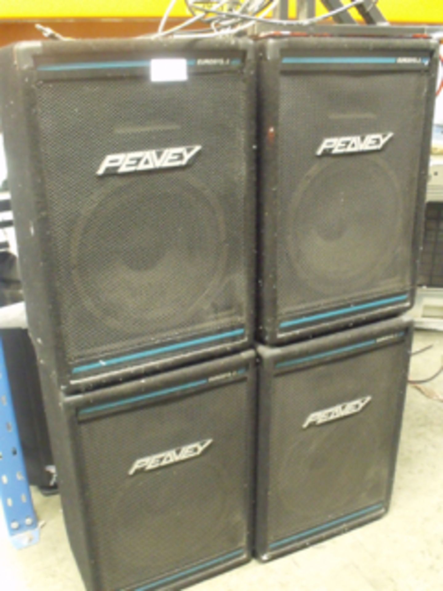 4 x Peavey Speakers , 2 with wall brackets