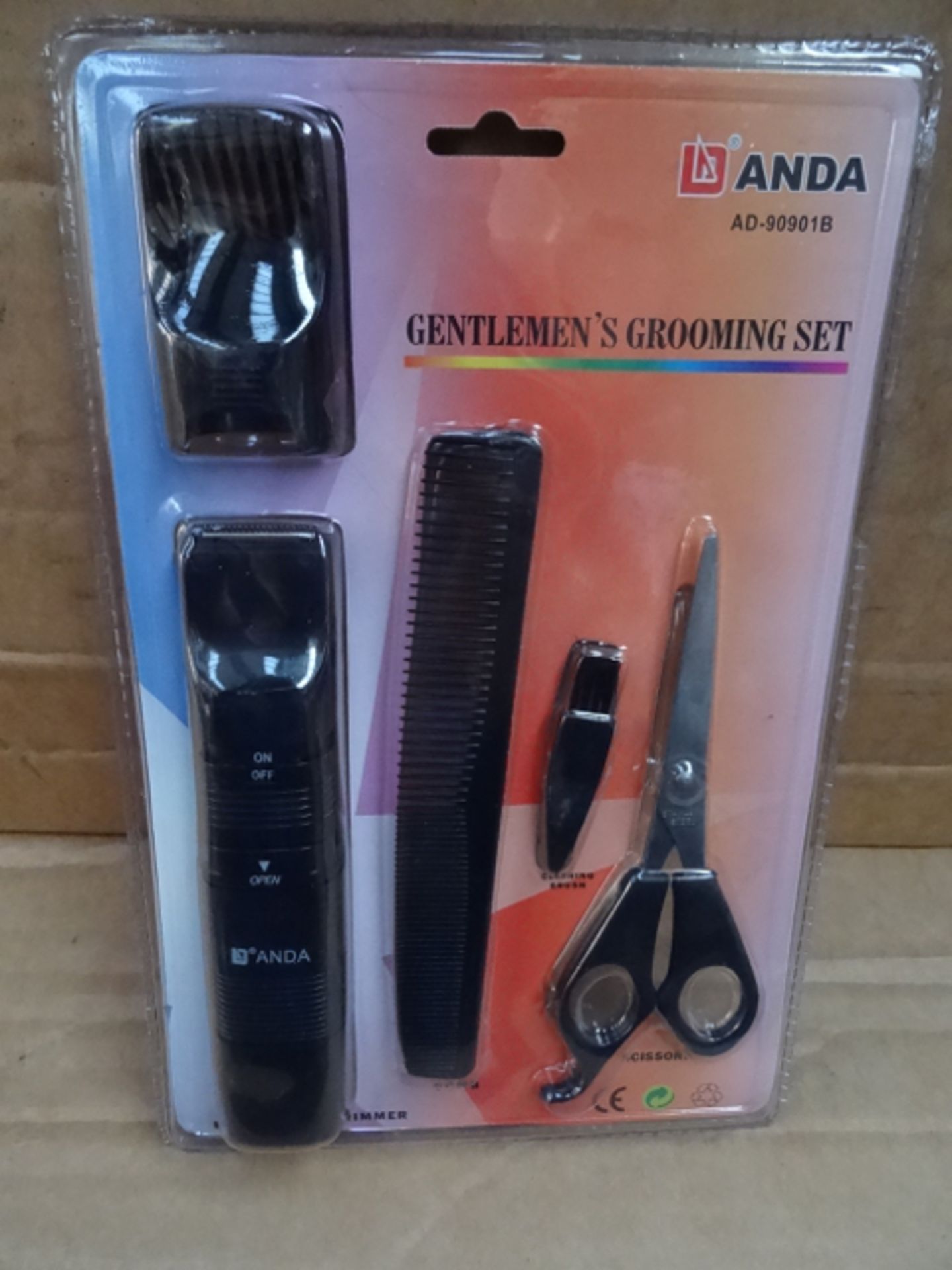 24 x Anda GENTLEMENS GROOMING SET (AD-90901B) INCLUDES: BATTERY POWERED BEARD AND HAIR TRIMMER,