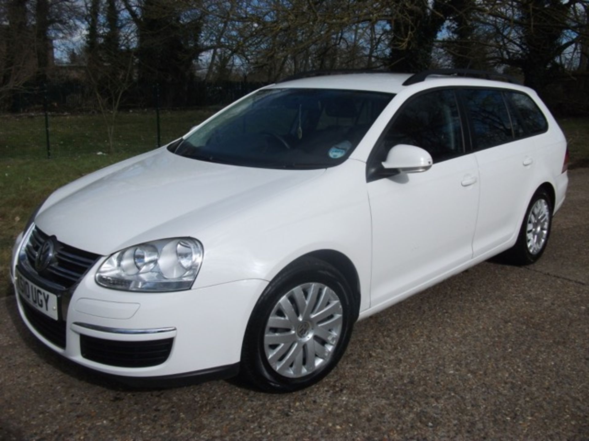 VW GOLF ESTATE 1.9 BLUE MOTION TDI DPF 5 DOOR ESTATE